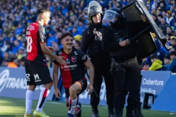 Cóccaro le aguó la fiesta a Central: Newell’s empató agónicamente el clásico rosarino Cóccaro le aguó la fiesta a Central: Newell’s empató agónicamente el clásico rosarino