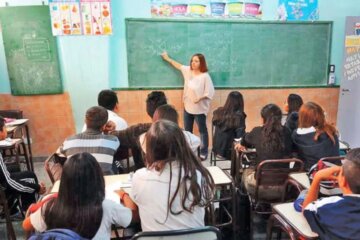 Día del Profesor: un reconocimiento a quienes acompañan y forman a nuevas generaciones Día del Profesor: un reconocimiento a quienes acompañan y forman a nuevas generaciones