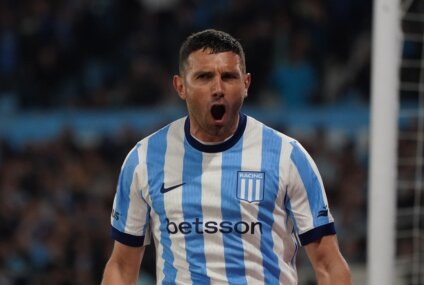 Racing le ganó 3 a 1 a Sarmiento de Junín y cortó la racha negativa Racing le ganó 3 a 1 a Sarmiento de Junín y cortó la racha negativa
