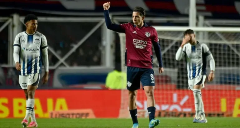 San Lorenzo volvió al triunfo y profundizó el mal momento de Talleres San Lorenzo volvió al triunfo y profundizó el mal momento de Talleres