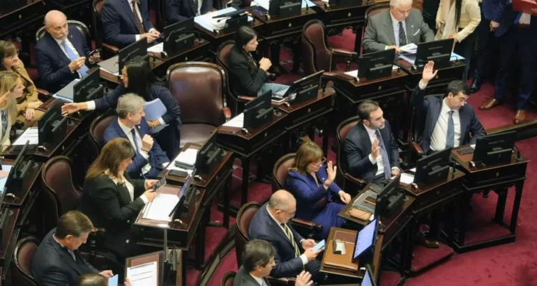 Con el apoyo de los aliados, el Senado convirtió en ley la reforma de Inocencia Fiscal II Con el apoyo de los aliados, el Senado convirtió en ley la reforma de Inocencia Fiscal II