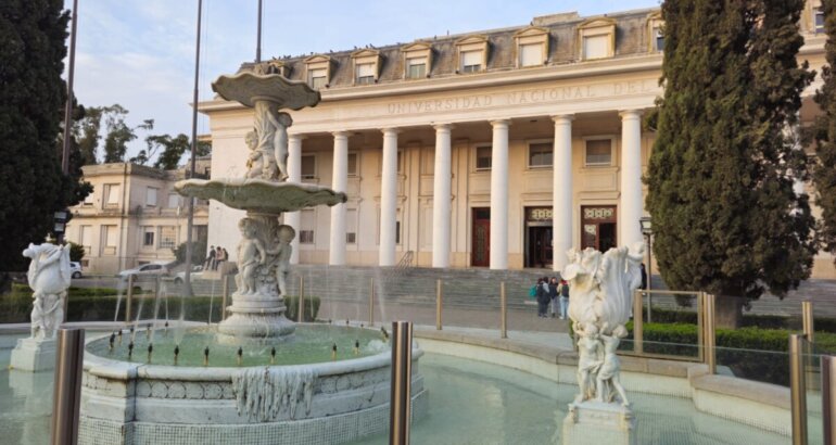 Vivir y estudiar en Bahía Blanca: la canasta universitaria llegó a $1,13 millones en agosto Vivir y estudiar en Bahía Blanca: la canasta universitaria llegó a $1,13 millones en agosto