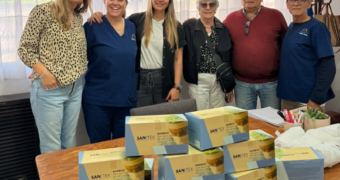 La Mutual donó más de 3.200 barbijos y 300 camisolines al Hospital San Martín de Carhué La Mutual donó más de 3.200 barbijos y 300 camisolines al Hospital San Martín de Carhué