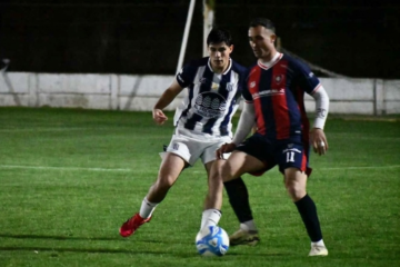 Liga Regional: Club Sarmiento goleó a Peñarol y se quedó con el clásico de Pigüé Liga Regional: Club Sarmiento goleó a Peñarol y se quedó con el clásico de Pigüé