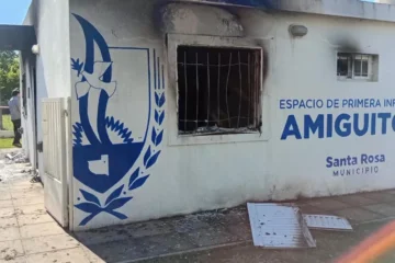 Una explosión destruyó parte de un jardín maternal en Santa Rosa Una explosión destruyó parte de un jardín maternal en Santa Rosa
