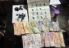 Doble allanamiento con aprehensiones y secuestro de droga en Suárez Doble allanamiento con aprehensiones y secuestro de droga en Suárez