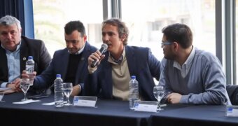 Adolfo Alsina, junto a municipios del sudoeste bonaerense se suman a una agenda regional de producción, empleo e infraestructura Adolfo Alsina, junto a municipios del sudoeste bonaerense se suman a una agenda regional de producción, empleo e infraestructura