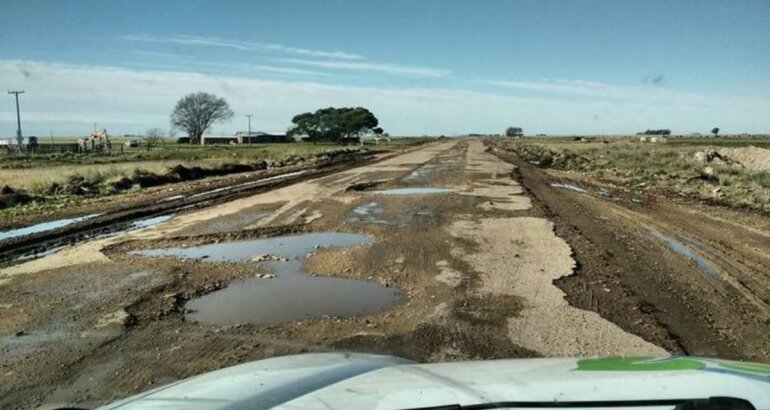 La Senadora Neumann reclamó fondos para pavimentar la Ruta 60 entre las rutas 85 y 86 La Senadora Neumann reclamó fondos para pavimentar la Ruta 60 entre las rutas 85 y 86