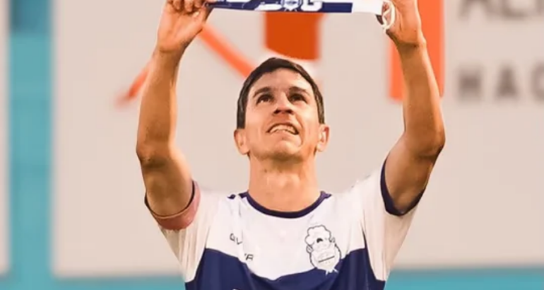 Gimnasia venció a Estudiantes (RC), se metió en octavos y se aseguró la Sudamericana Gimnasia venció a Estudiantes (RC), se metió en octavos y se aseguró la Sudamericana