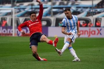 En un clásico caliente, Racing e Independiente no se sacaron diferencias En un clásico caliente, Racing e Independiente no se sacaron diferencias