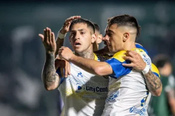 Central lo dio vuelta con dos hombres de más, se quedó con un triunfazo ante Sarmiento y arde la tabla anual Central lo dio vuelta con dos hombres de más, se quedó con un triunfazo ante Sarmiento y arde la tabla anual