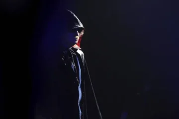 Charly García celebra sus 75 años lanzando las grabaciones de sus históricos conciertos en el Gran Rex Charly García celebra sus 75 años lanzando las grabaciones de sus históricos conciertos en el Gran Rex