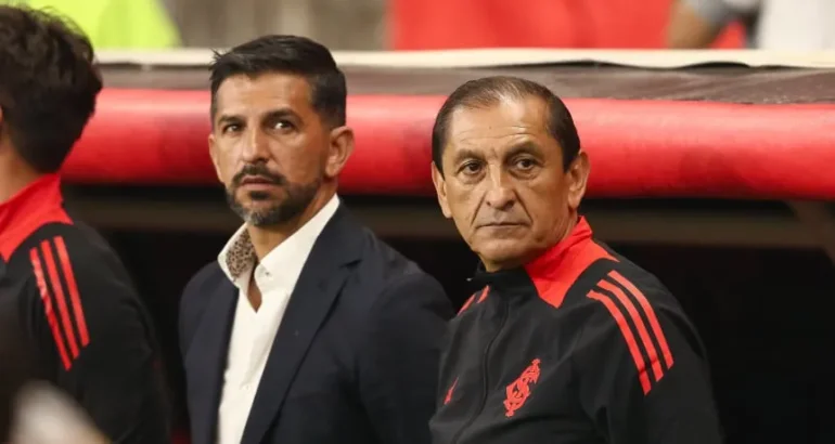 Ramón Díaz rompió el silencio sobre la chance de volver a River: «Deseché a Corinthians esperando una oportunidad» Ramón Díaz rompió el silencio sobre la chance de volver a River: «Deseché a Corinthians esperando una oportunidad»