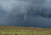 Registraron el inicio de un tornado en un campo cerca de la ruta 85 Registraron el inicio de un tornado en un campo cerca de la ruta 85